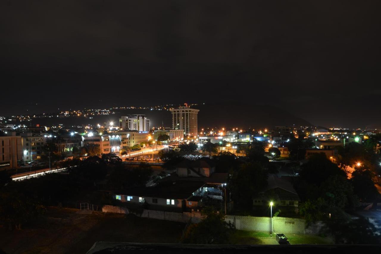Bella Vista New Kingston Daire Dış mekan fotoğraf